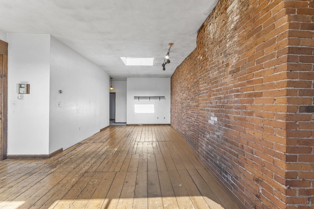 660 Tremont # 4 Property Photo 4