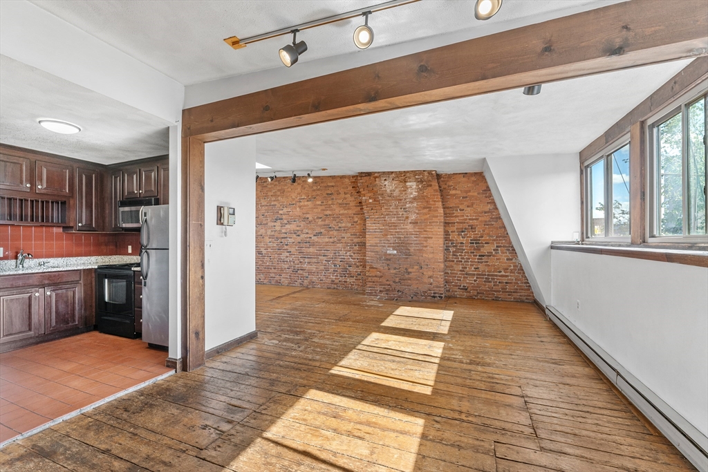 660 Tremont # 4 Property Photo 5