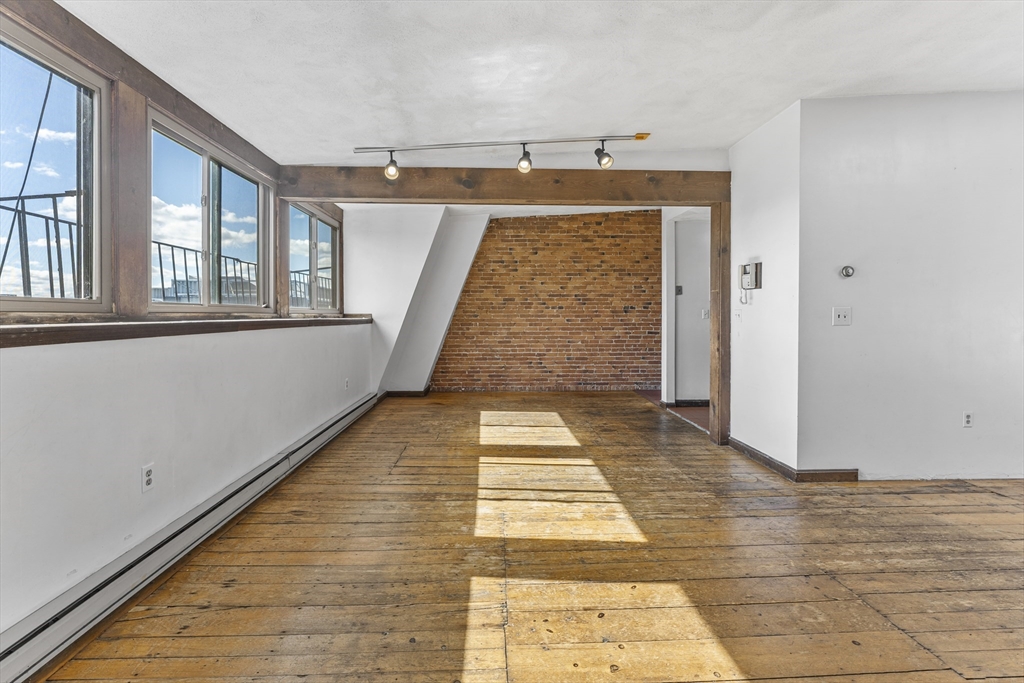 660 Tremont # 4 Property Photo 8