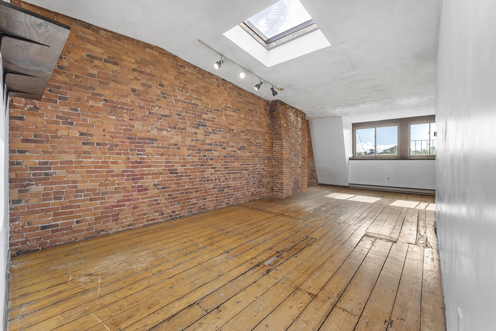 660 Tremont # 4 Property Photo 10