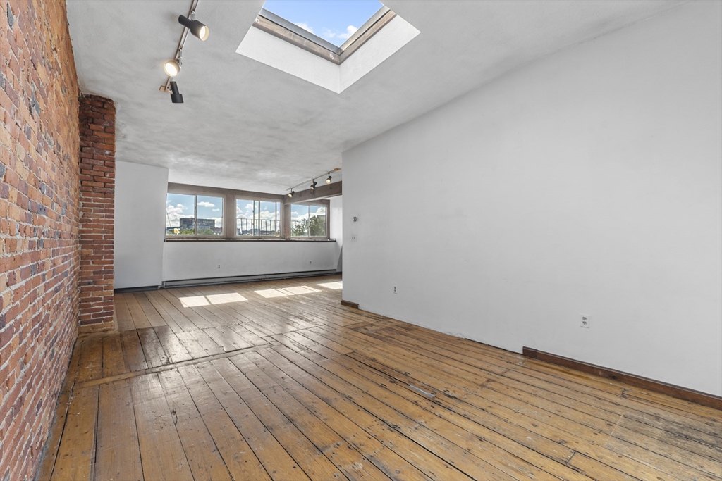 660 Tremont # 4 Property Photo 12