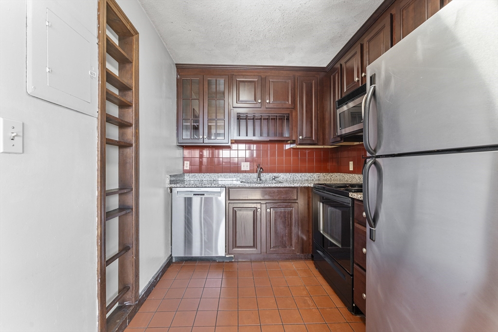 660 Tremont # 4 Property Photo 14