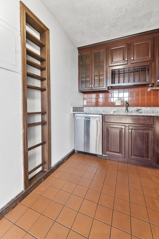 660 Tremont # 4 Property Photo 16