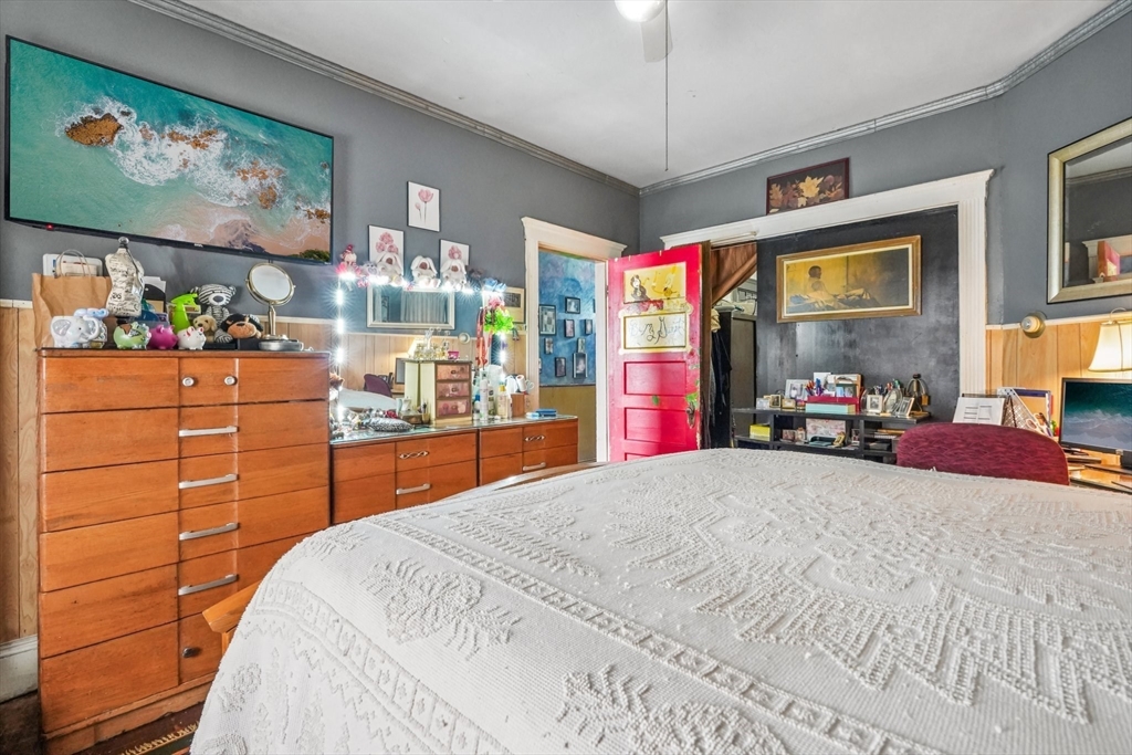 230 Chestnut St Property Photo 8