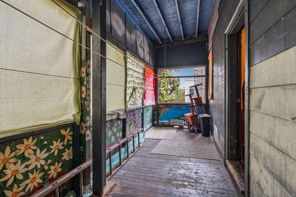 230 Chestnut St Property Photo 11