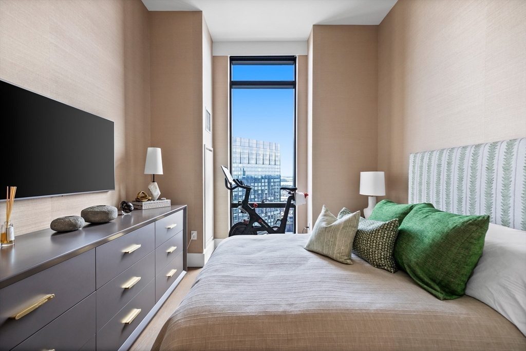 1 Franklin St Property Photo 35