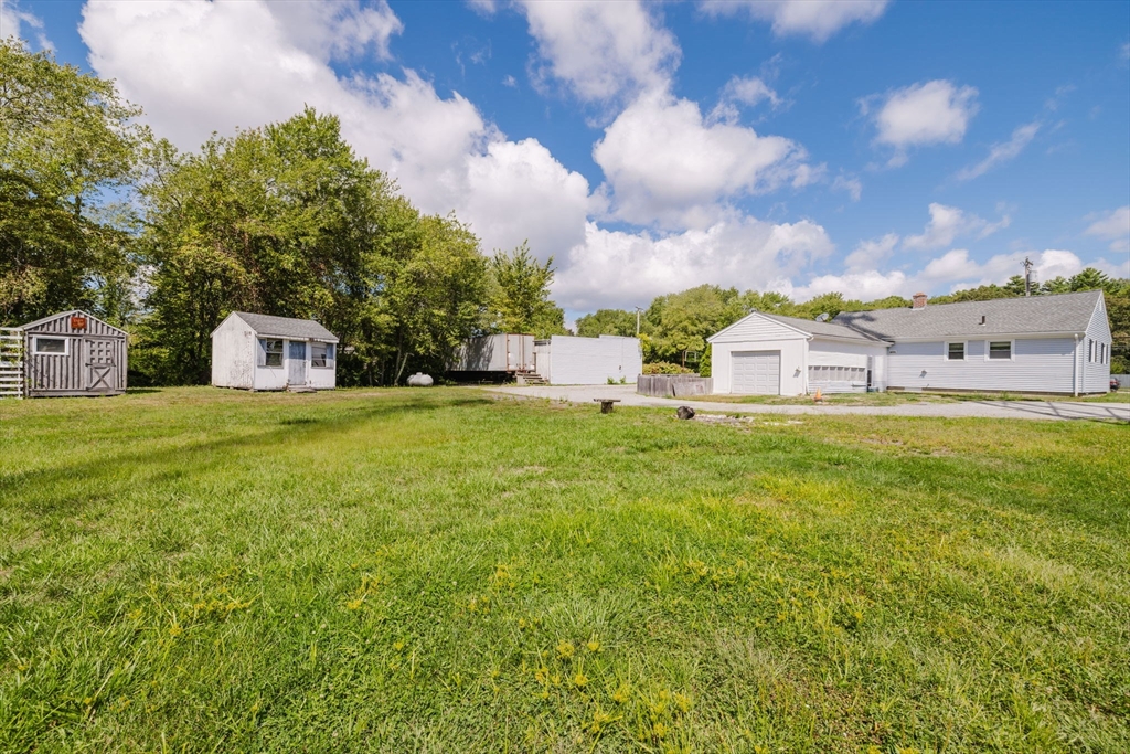 817 State Rd Property Photo 5