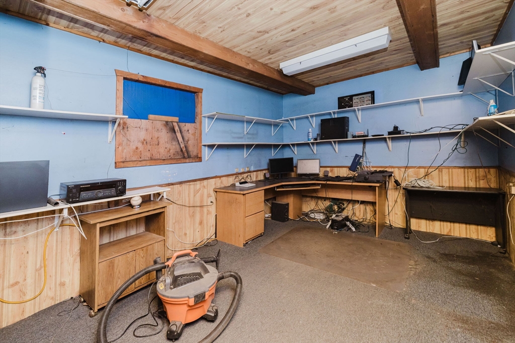 817 State Rd Property Photo 18