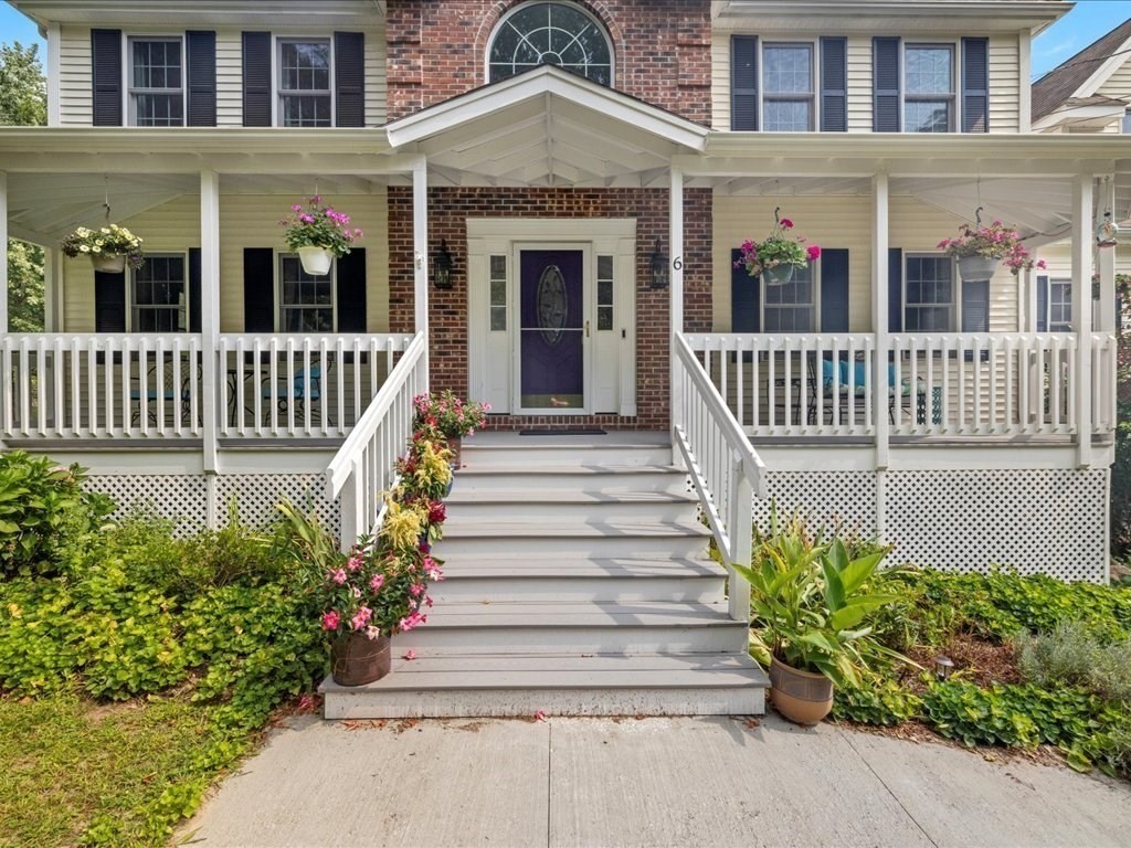6 Wood St Property Photo 4
