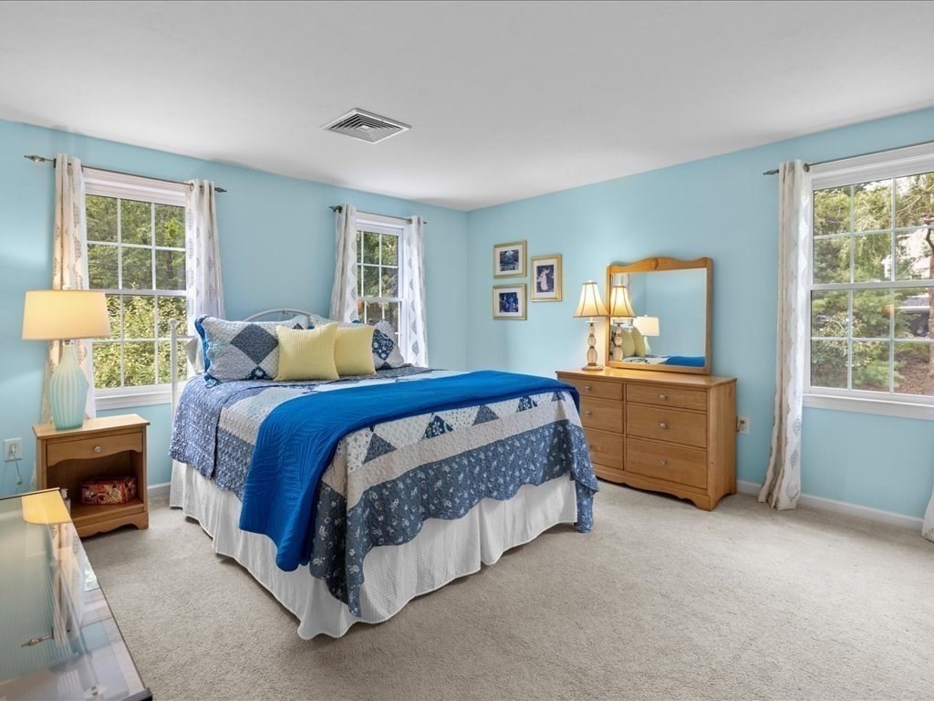 6 Wood St Property Photo 21