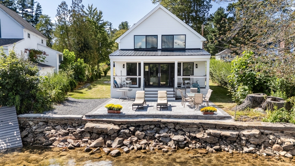 95 Lake Shore Rd Property Photo 1