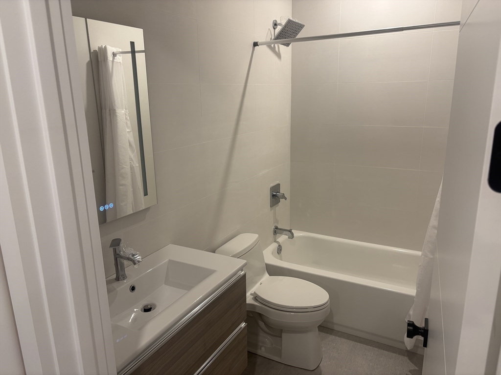 416 Conant Rd Property Photo 5
