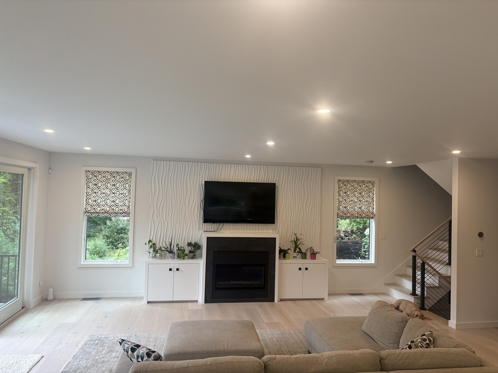 416 Conant Rd Property Photo 7