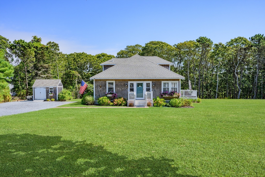 79 Forest Beach Rd Property Photo 1