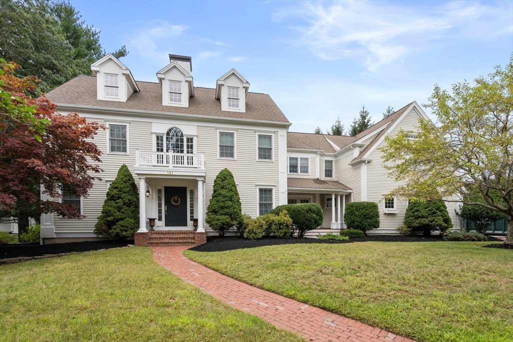 141 Deerfield Ln Property Photo 1