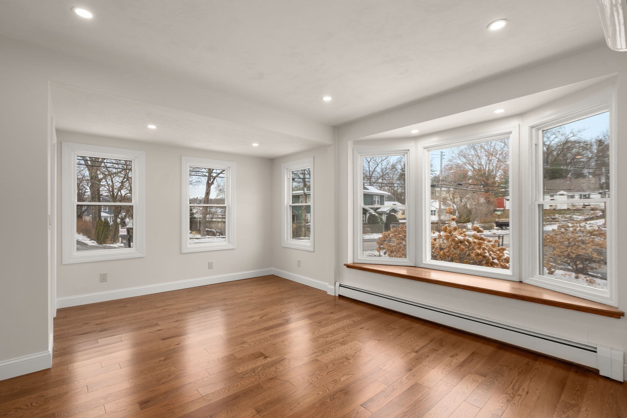 105 South Quinsigamond Avenue Property Photo 15