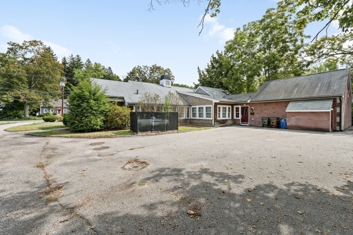 11 Maple St Property Photo 21