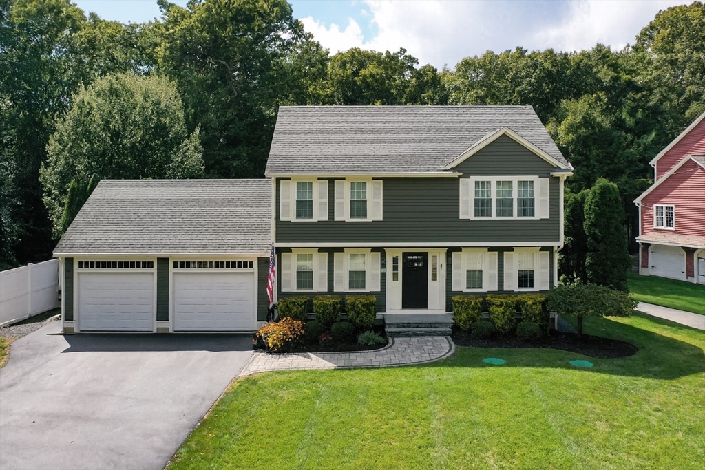 96 Kevins Way Property Photo 1