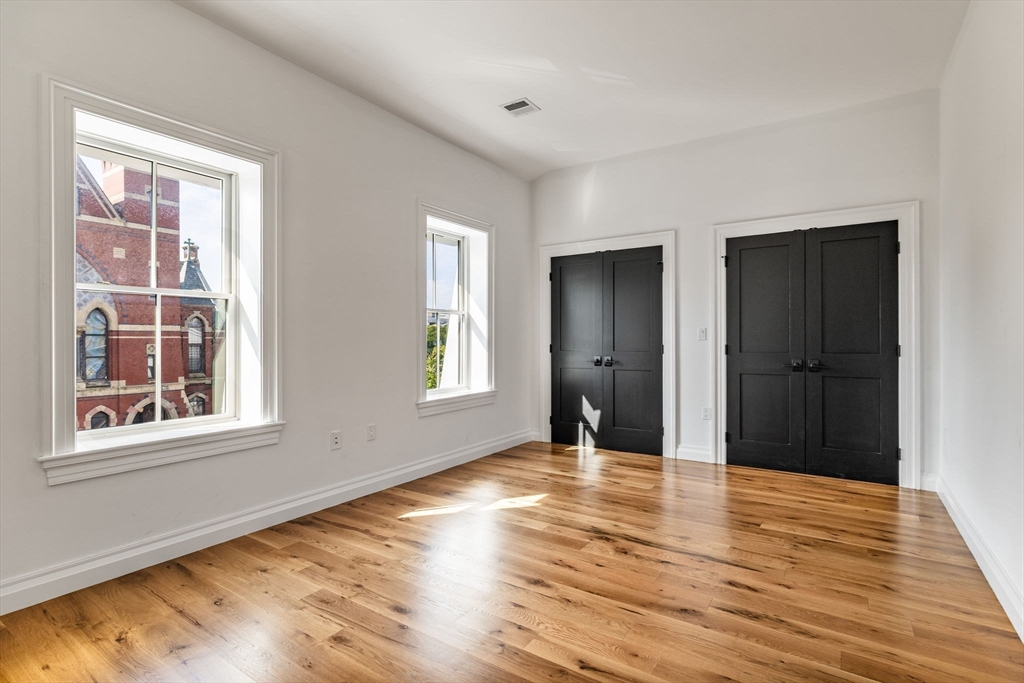 520 East Broadway # 2 Property Photo 26