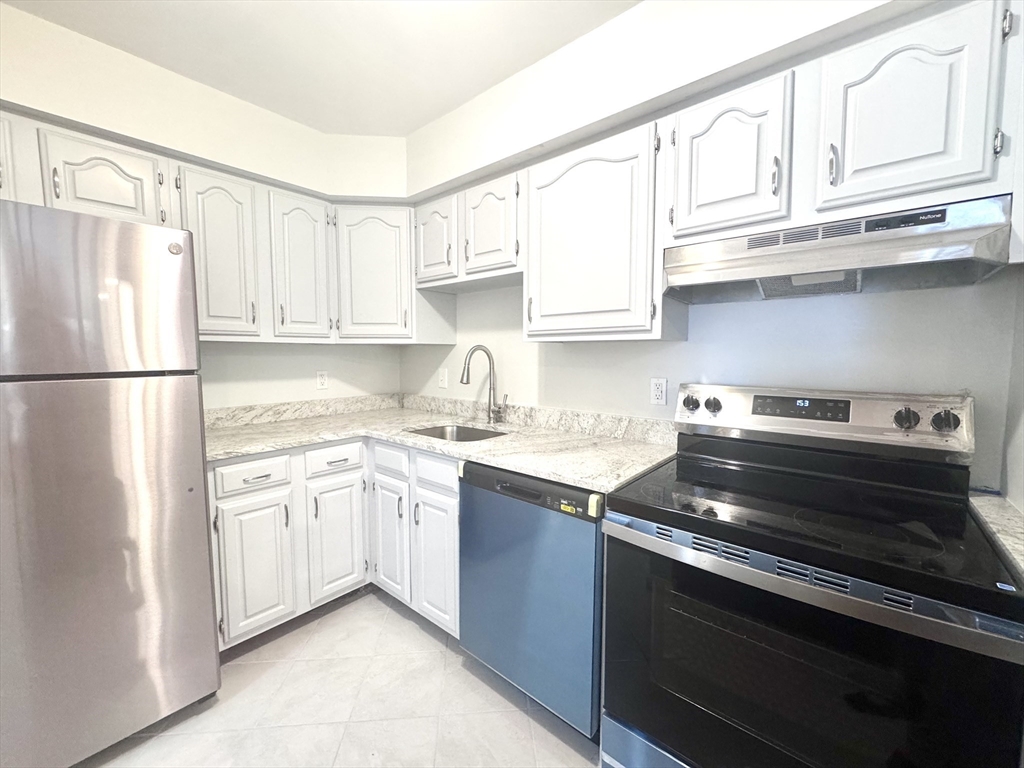 4975 Washington St # 109 Property Photo 1
