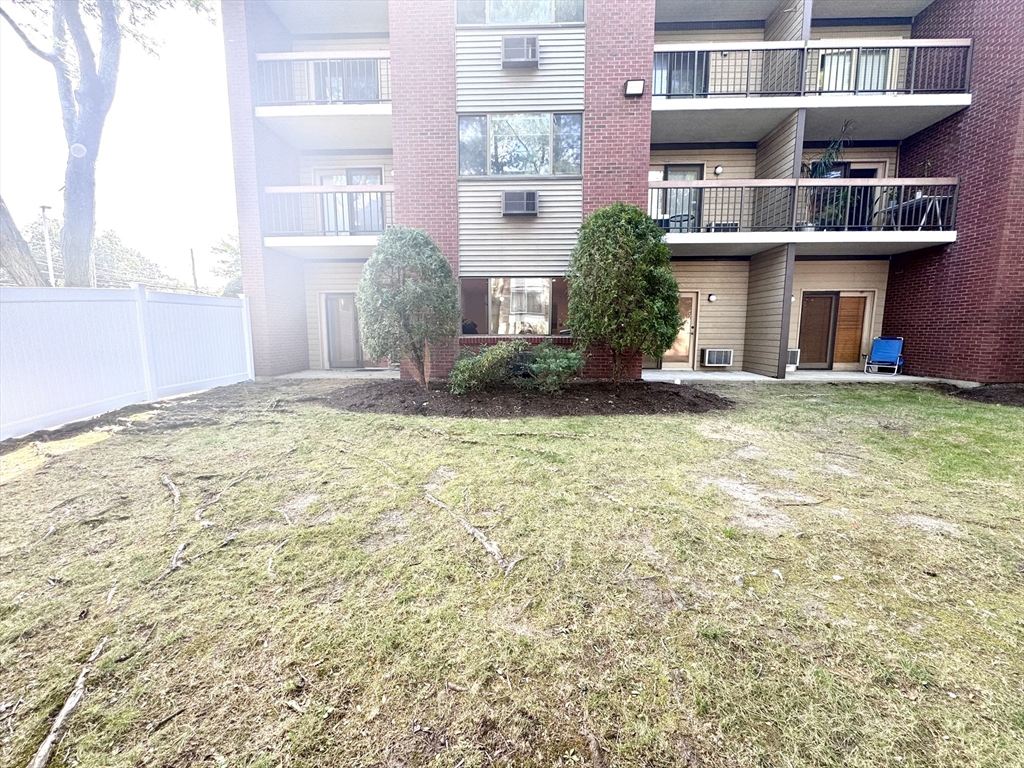 4975 Washington St # 109 Property Photo 11