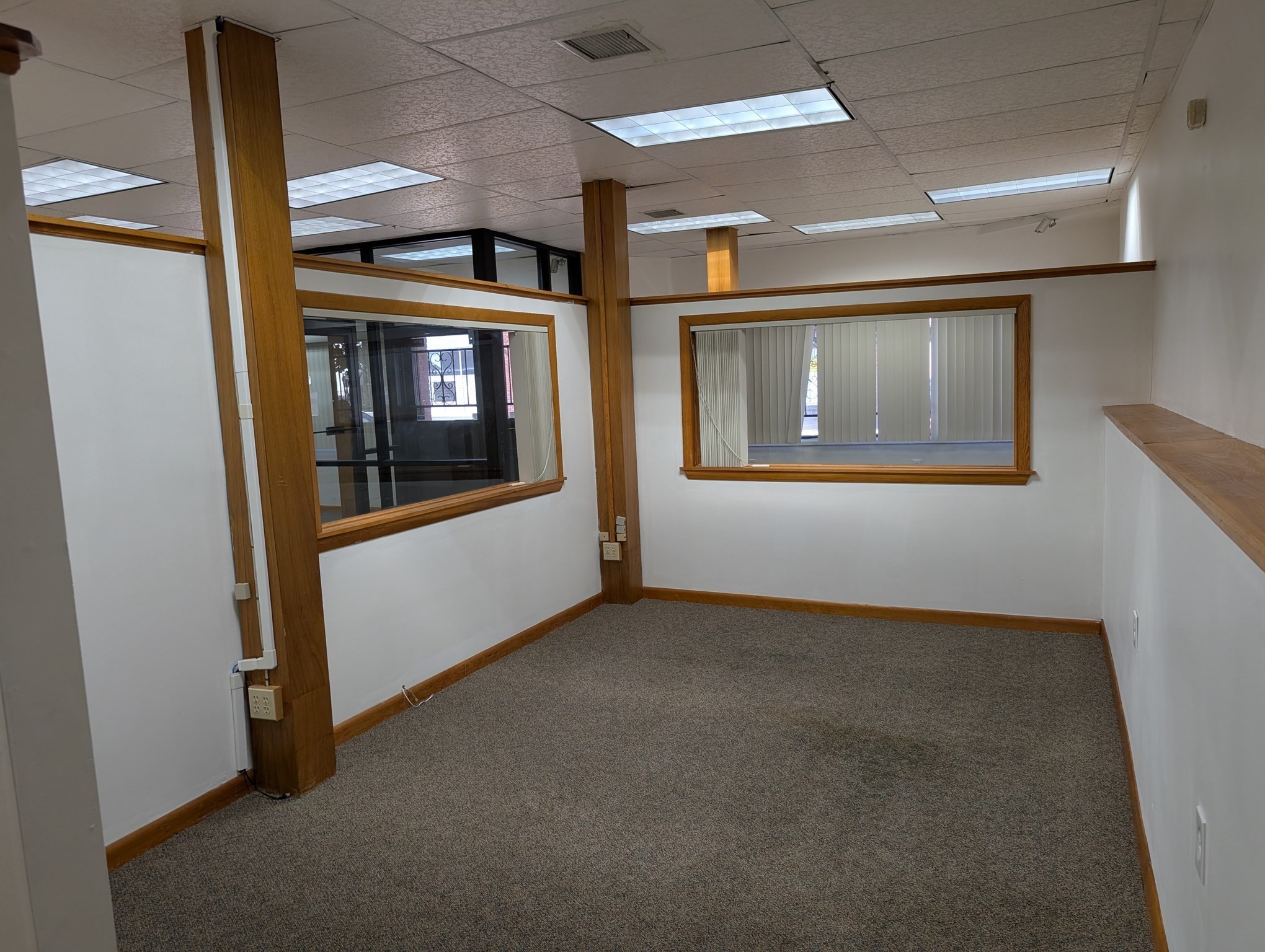 131 Millbury St Property Photo 3