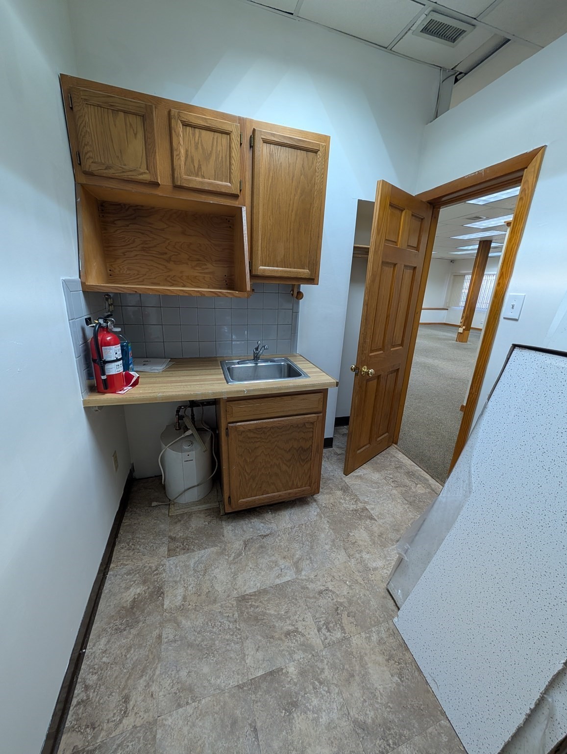 131 Millbury St Property Photo 11