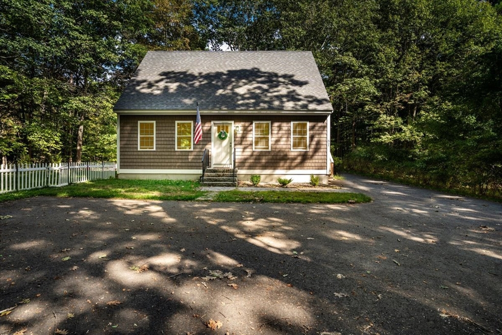 61 Blake Road Property Photo 1