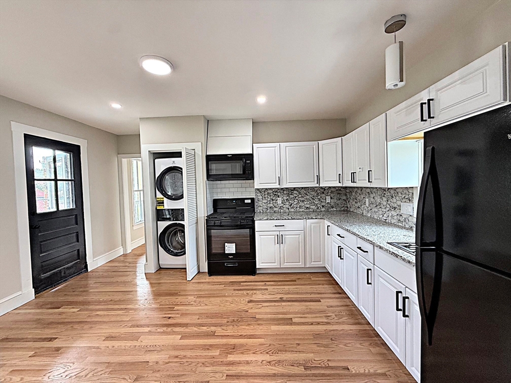 15 Varney St # 1 Property Photo 1