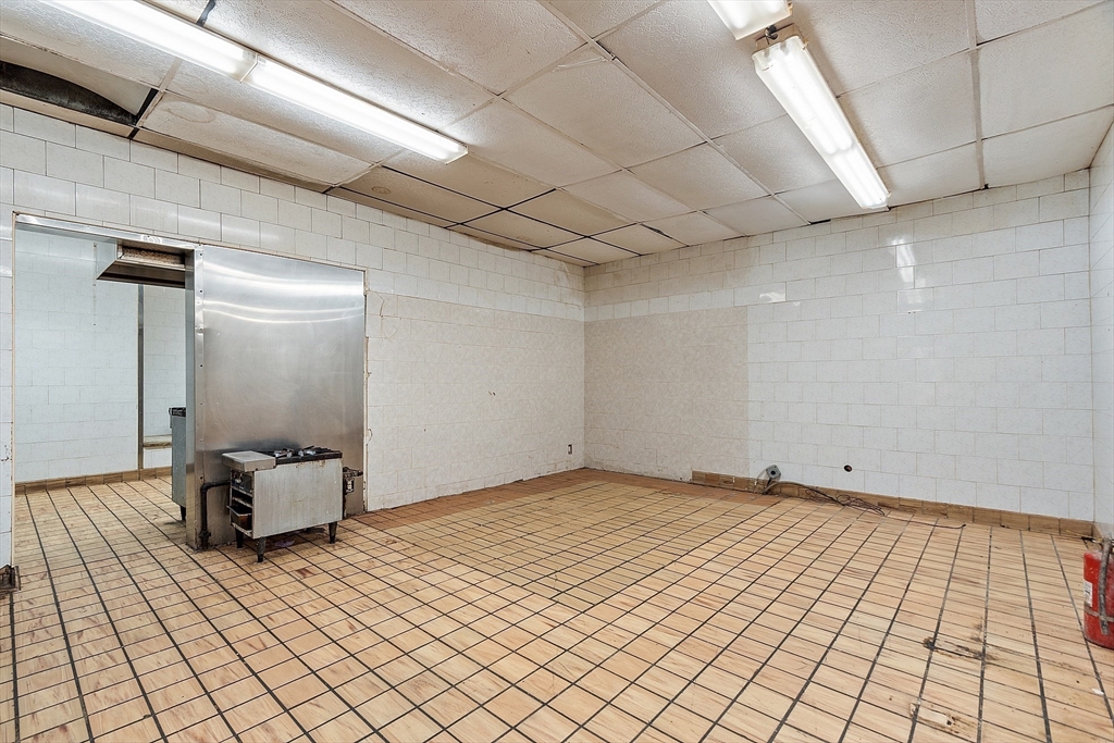 258-270 K Street Property Photo 9