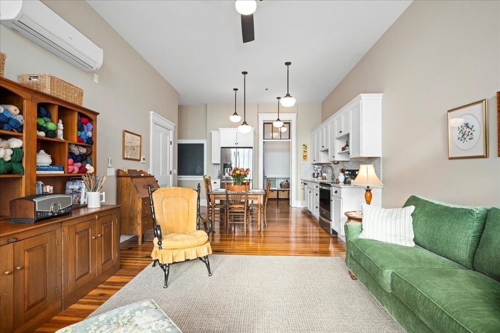 58 Main St # 3 Property Photo 4