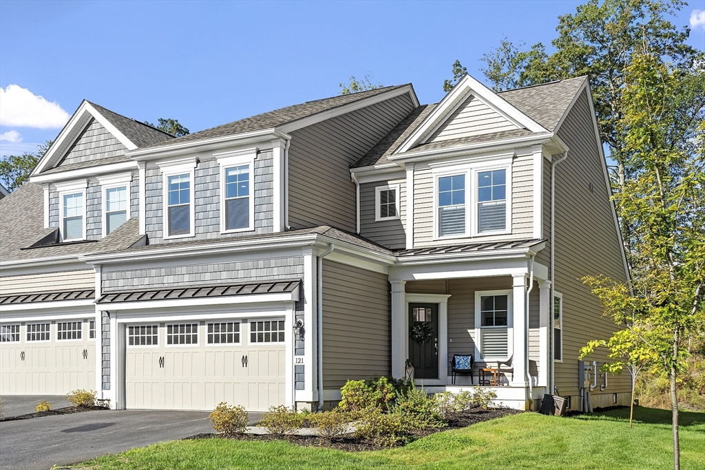 121 White Pond Way # 121 Property Photo 1