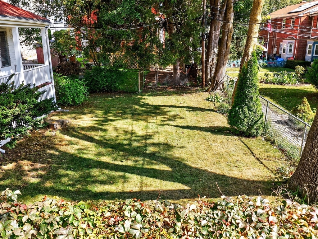 16 Hilburn Pl Property Photo 3