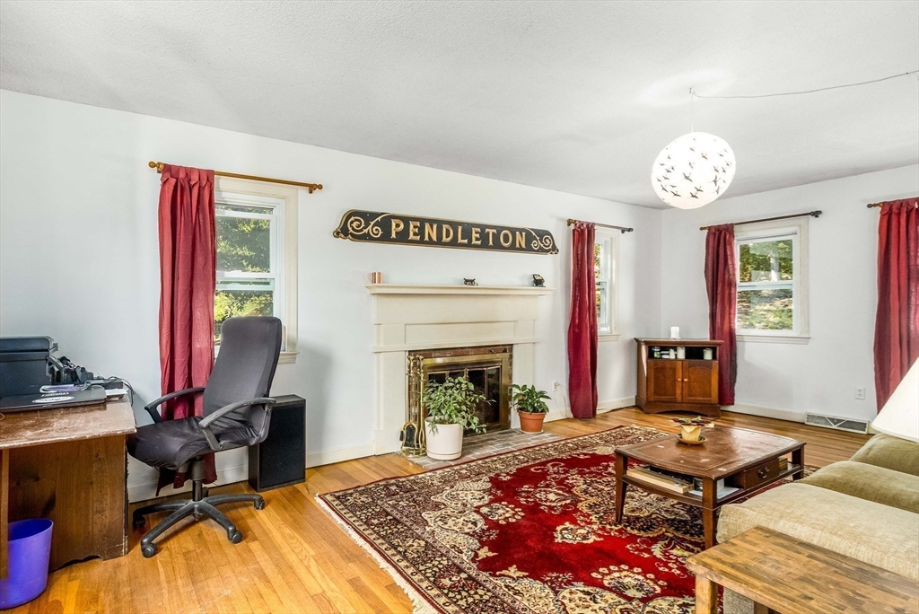 49 Duck Marsh Property Photo 7