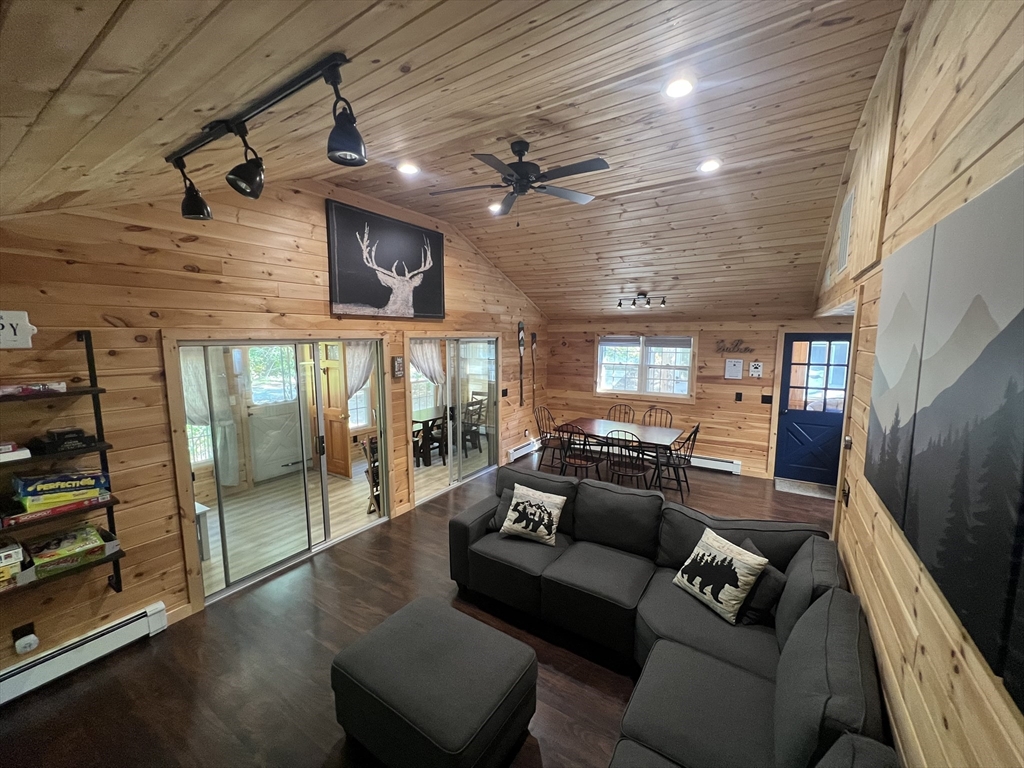 118 Round Pond Rd Property Photo 3