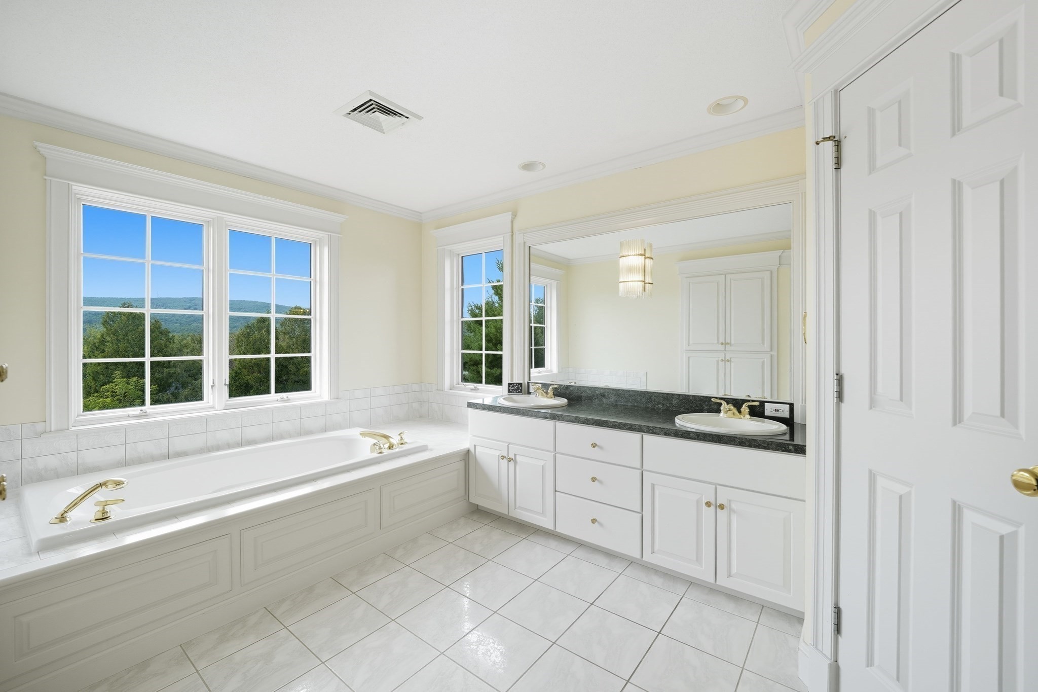 4 Sunrise Cir Property Photo 23