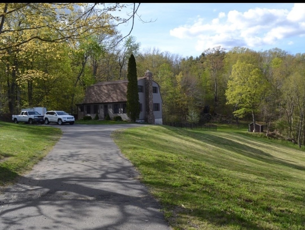 640 Main Rd Property Photo 1