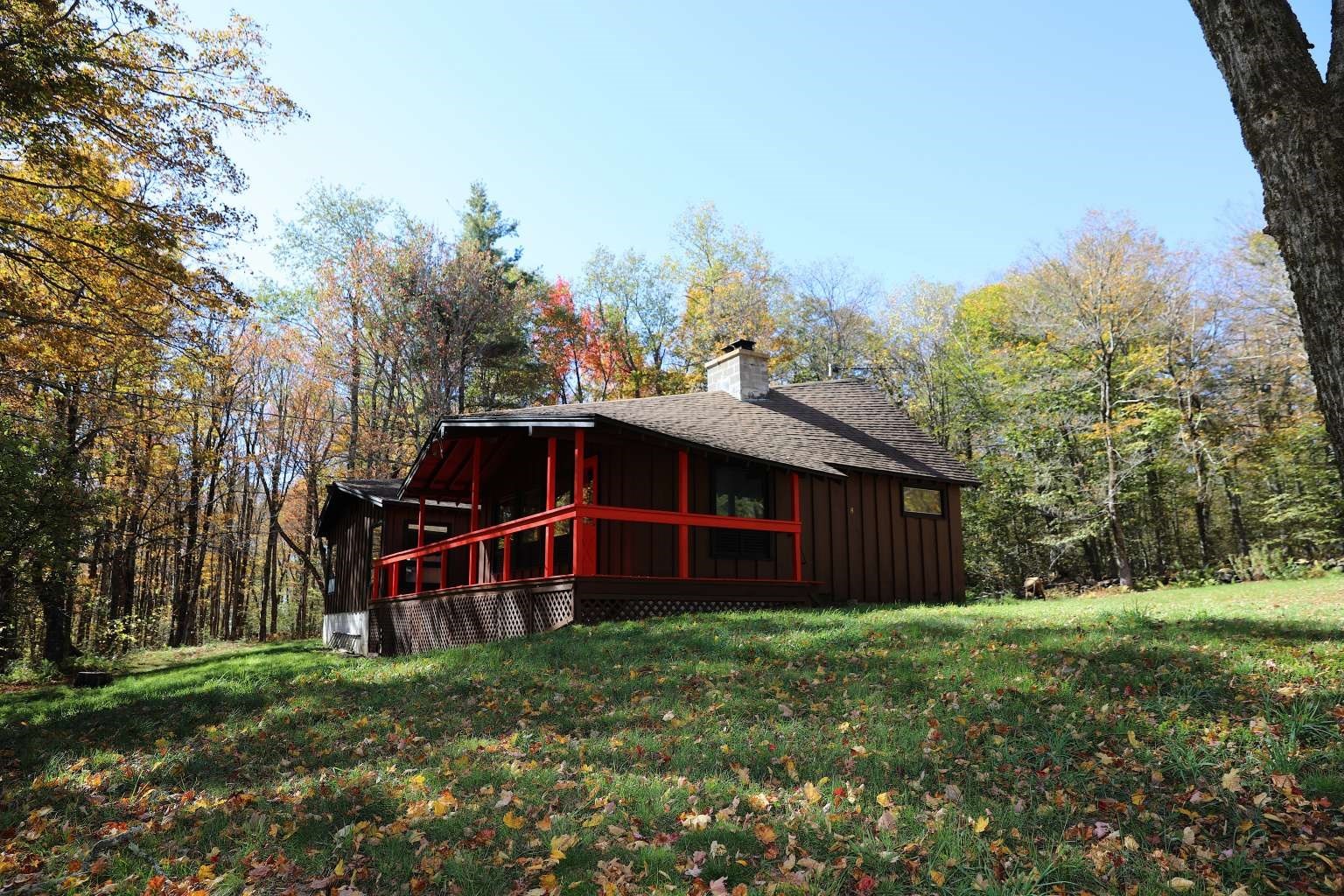 8 Thayer Road Property Photo 5