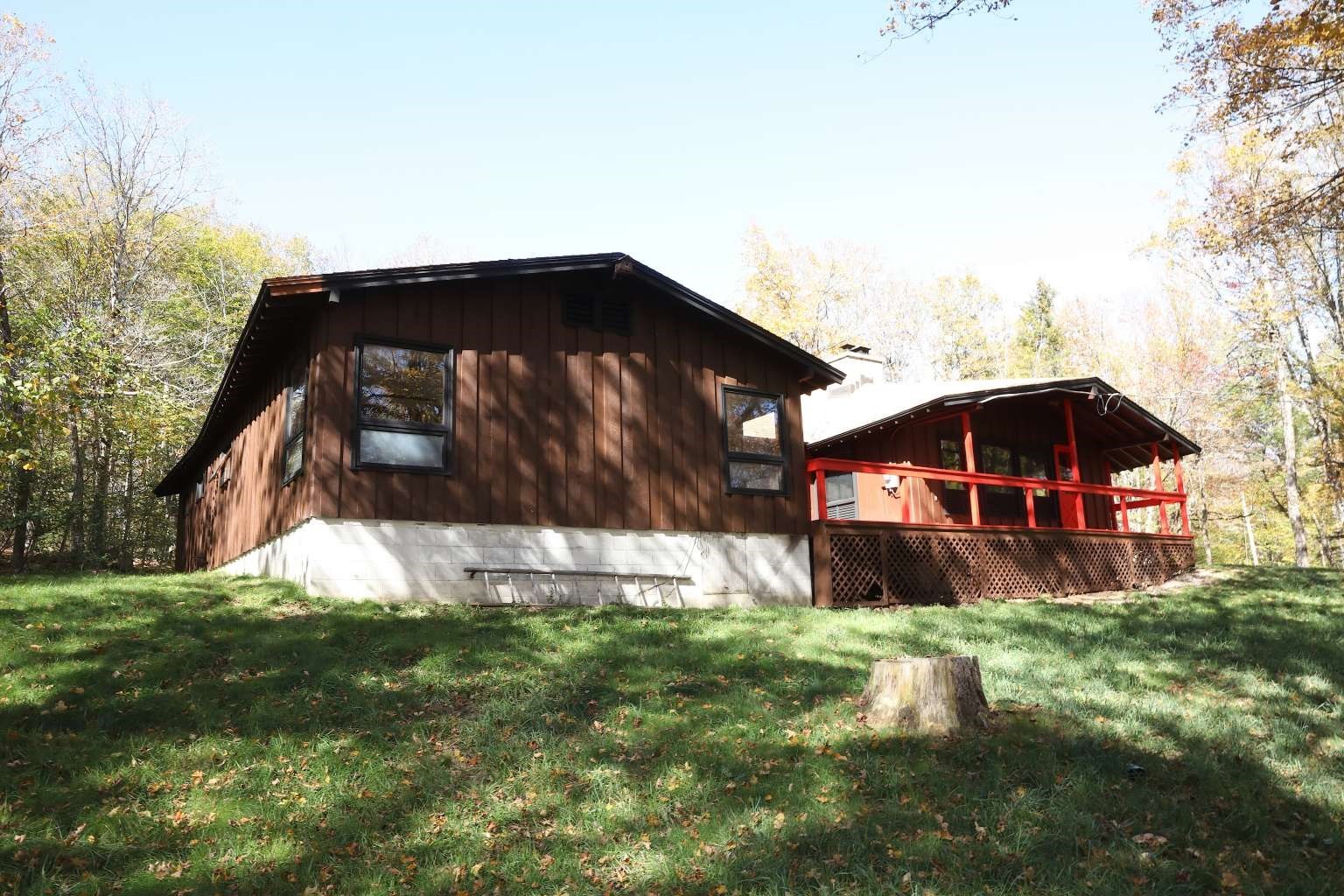 8 Thayer Road Property Photo 6