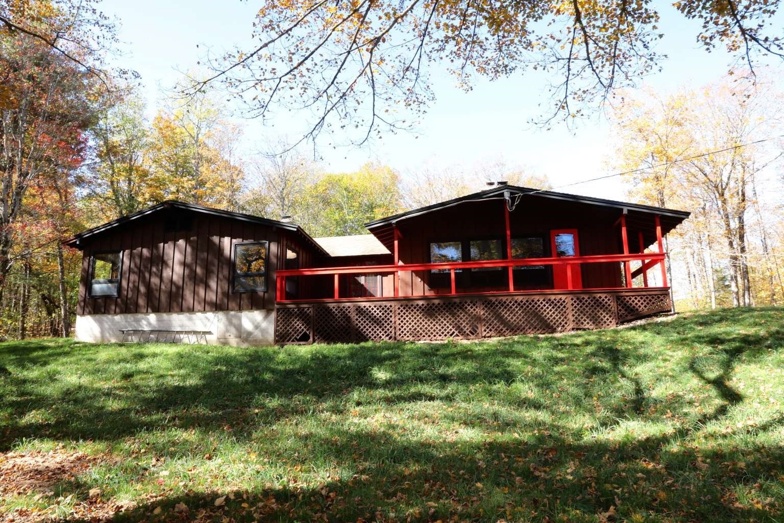 8 Thayer Road Property Photo 12