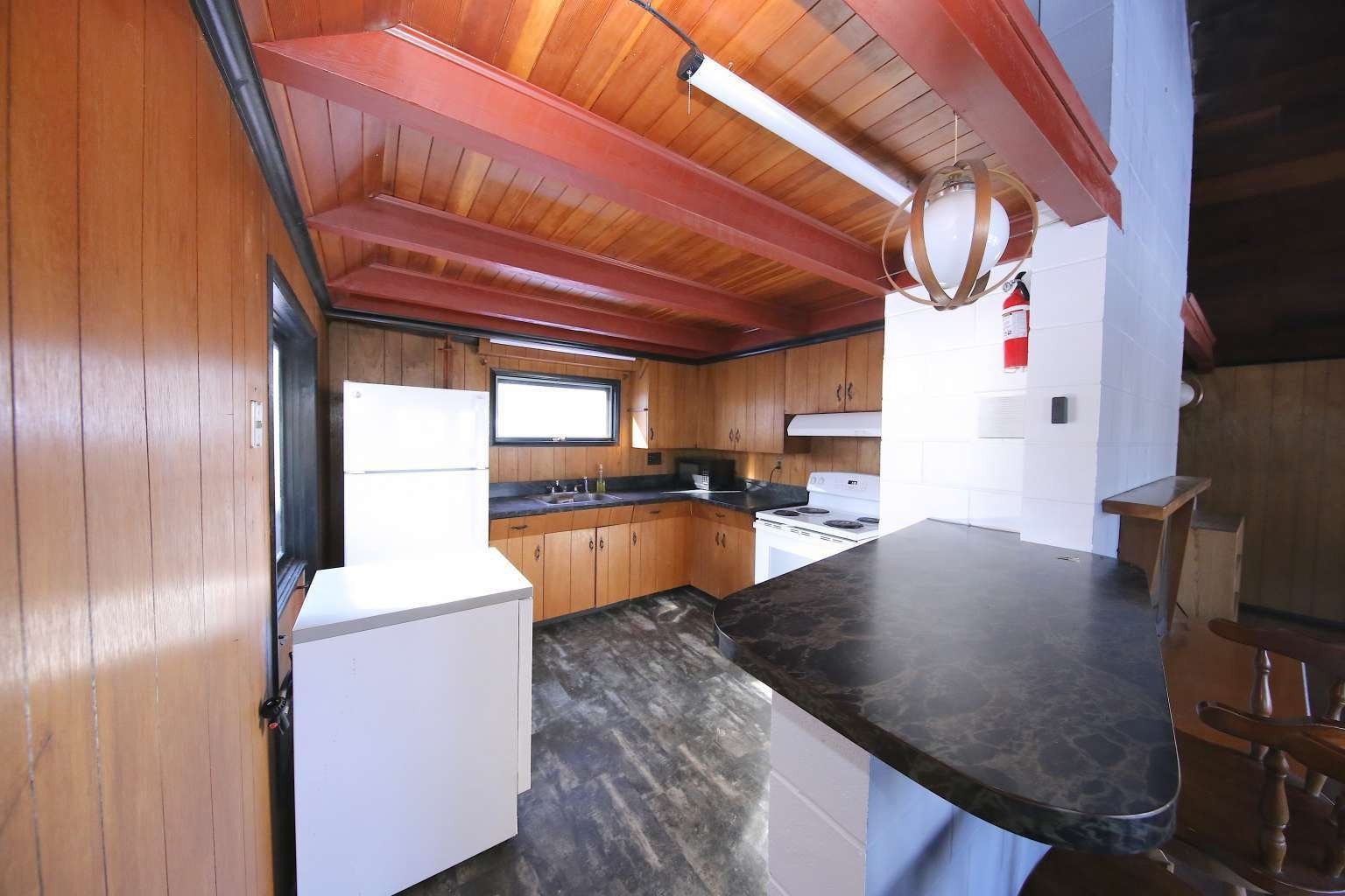8 Thayer Road Property Photo 22