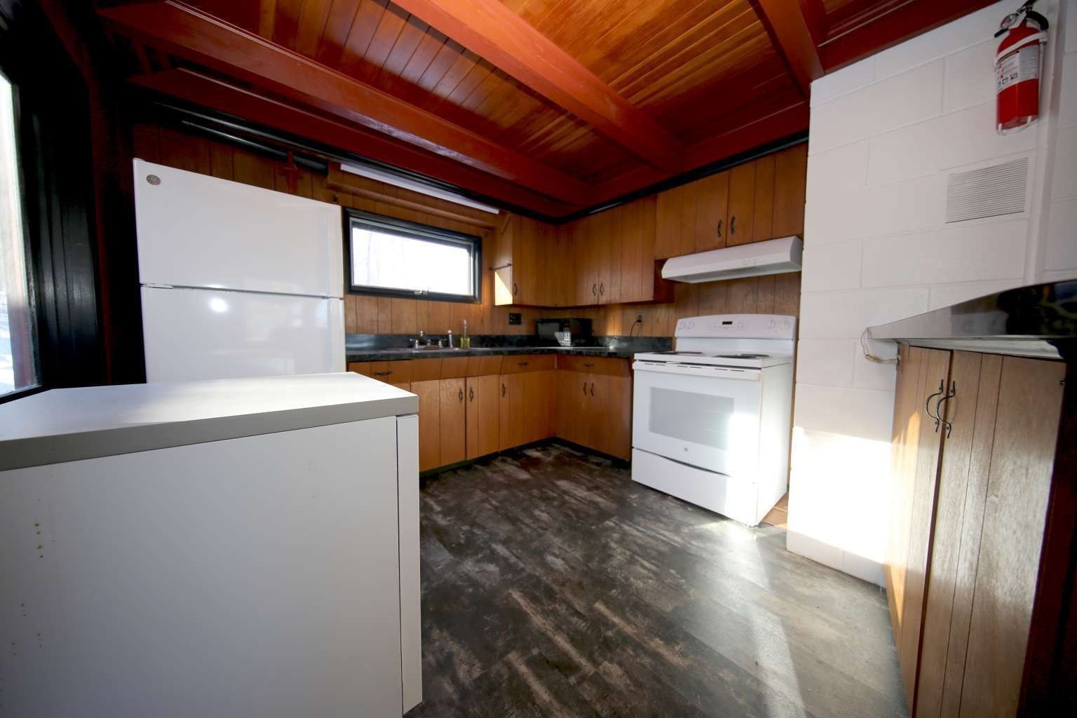 8 Thayer Road Property Photo 36