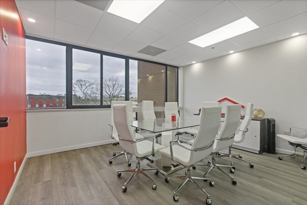 100 Corporate Pl # 502 Property Photo 6