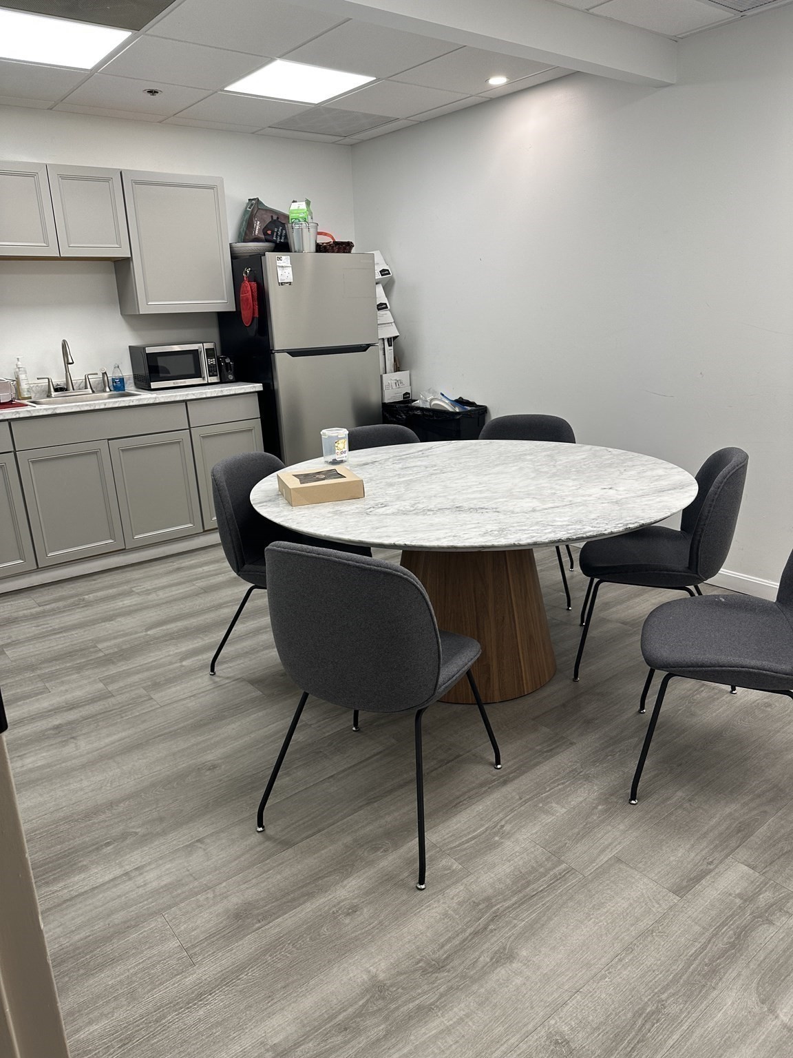 100 Corporate Pl # 502 Property Photo 8