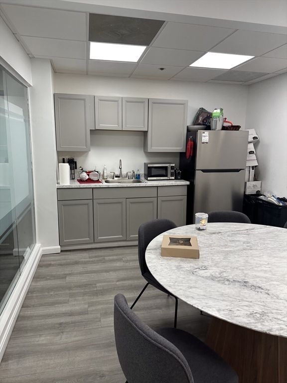 100 Corporate Pl # 502 Property Photo 9