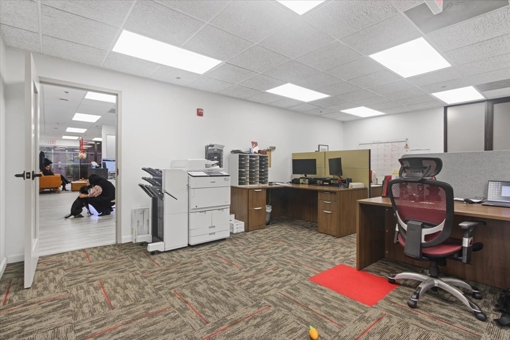 100 Corporate Pl # 502 Property Photo 15