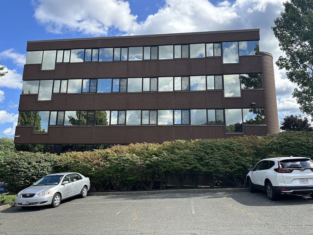 100 Corporate Pl # 502 Property Photo 22