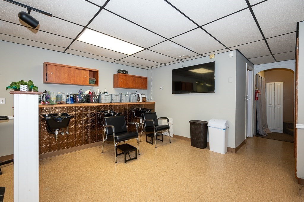 50 Knowlton St Property Photo 11