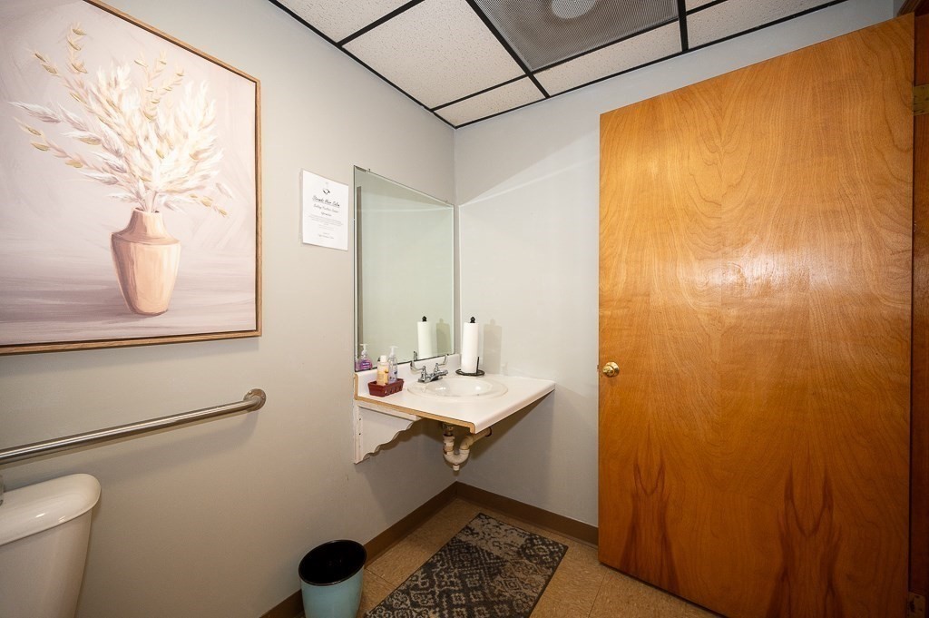 50 Knowlton St Property Photo 17