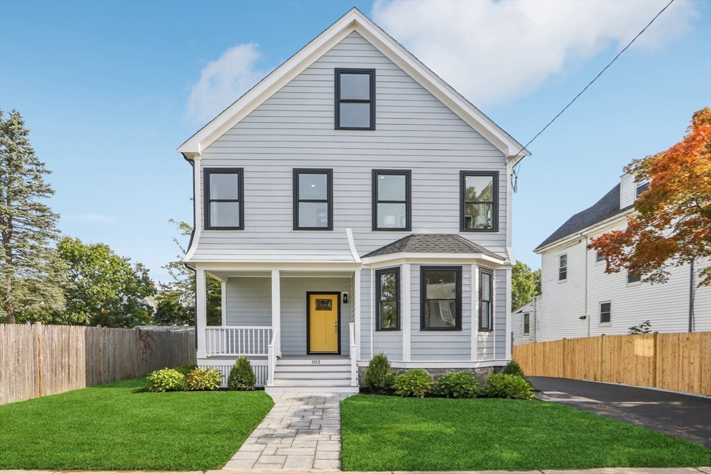 183 Temple St Property Photo 1